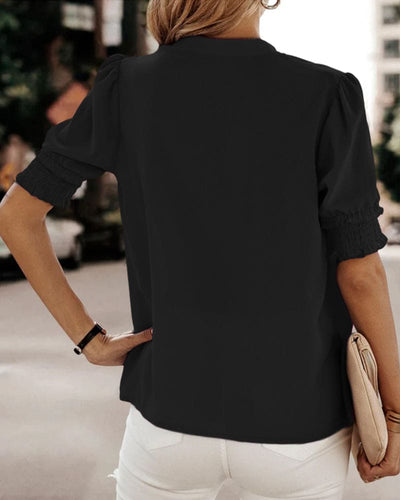 Julia  | Blouse met korte mouwen en een V-hals