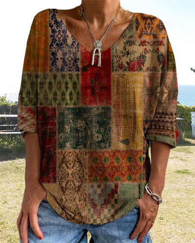 Adrie - Top met V-hals en geometrische print