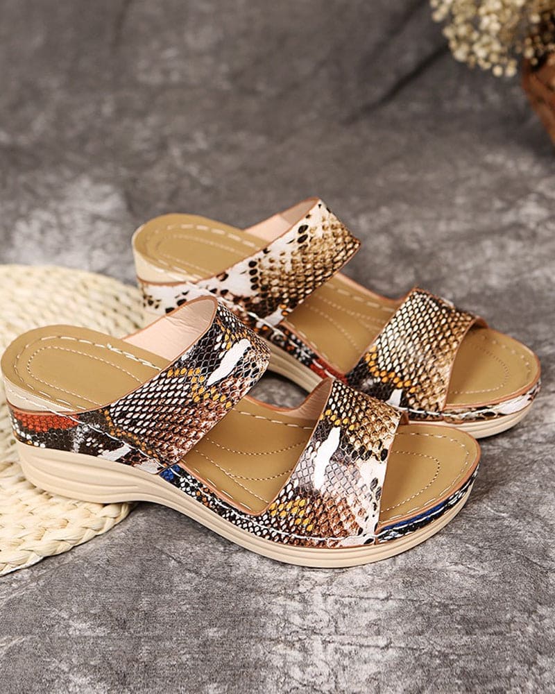 Nova | Comfortabele sandalen met sleehak