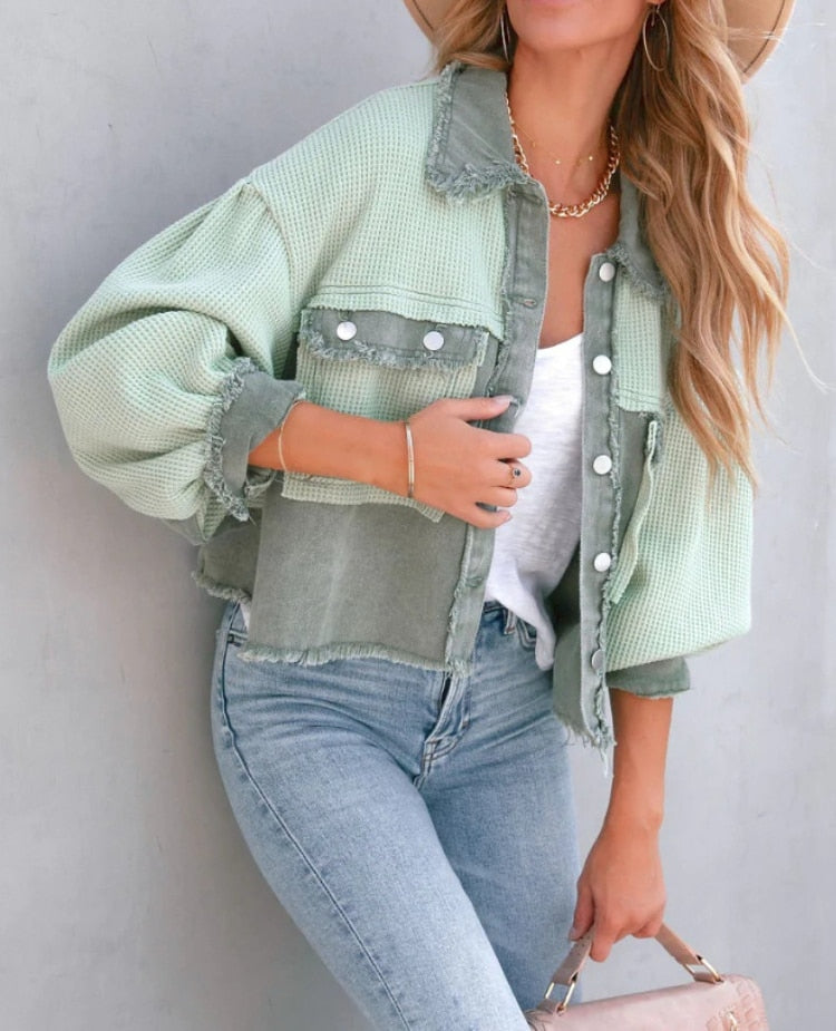 Zaria Jas | Moderne kortedames jas met ribfluweel in pastelteint