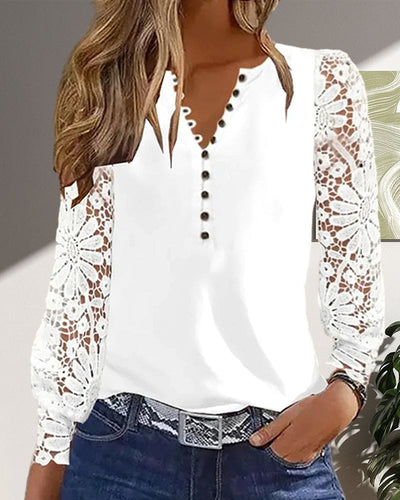 Jasmijn - Blouse met knoopsluiting en kanten mouwen