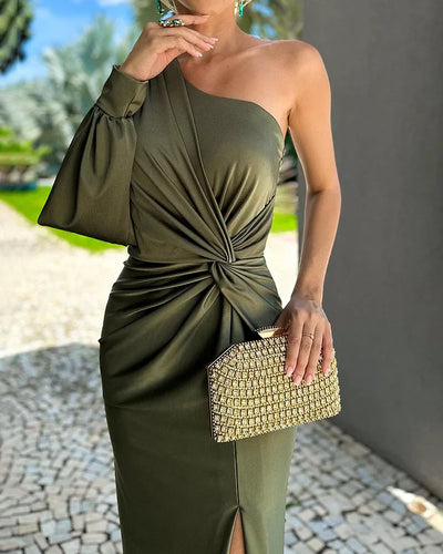 Nienke - Elegante lange jurk met één schouder