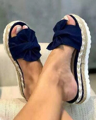 Aukje - Slippers Met Een Dikkere Zool En Strik