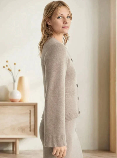 Fiona - Stijlvol gebreid korte jas/vest voor dames met knopen