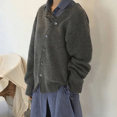 Lia - Comfortabele  vest met Speelse Knoopsluiting