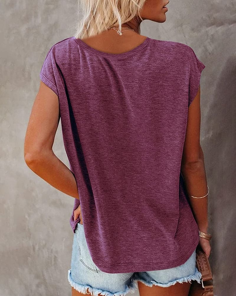 Elke - T-shirt in een egale kleur met een V-hals