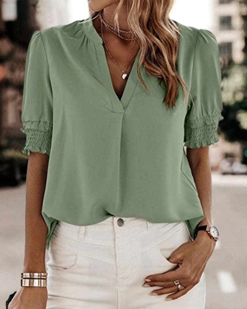 Julia  | Blouse met korte mouwen en een V-hals