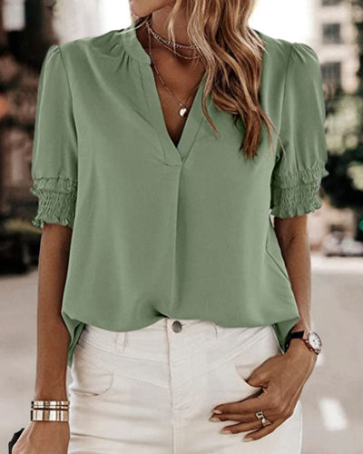 Julia  | Blouse met korte mouwen en een V-hals