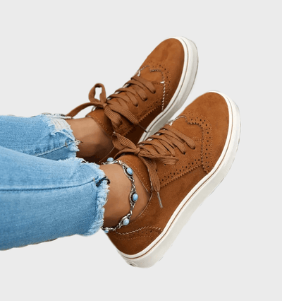 Toni | Bruin suède sneakers met veters