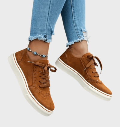 Toni | Bruin suède sneakers met veters