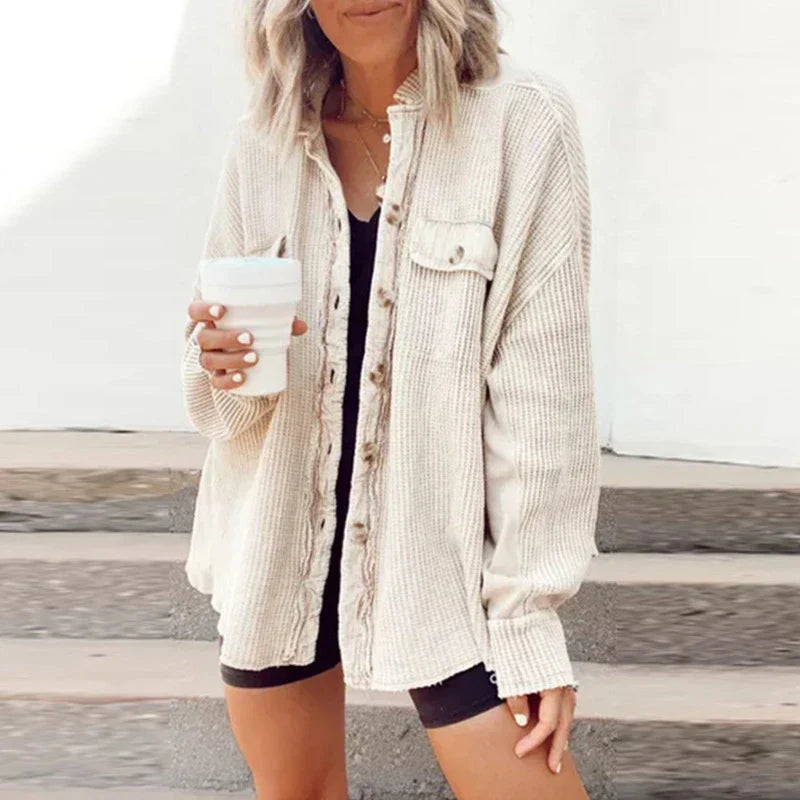 Beatrice | Vest met ribtricot en knopen