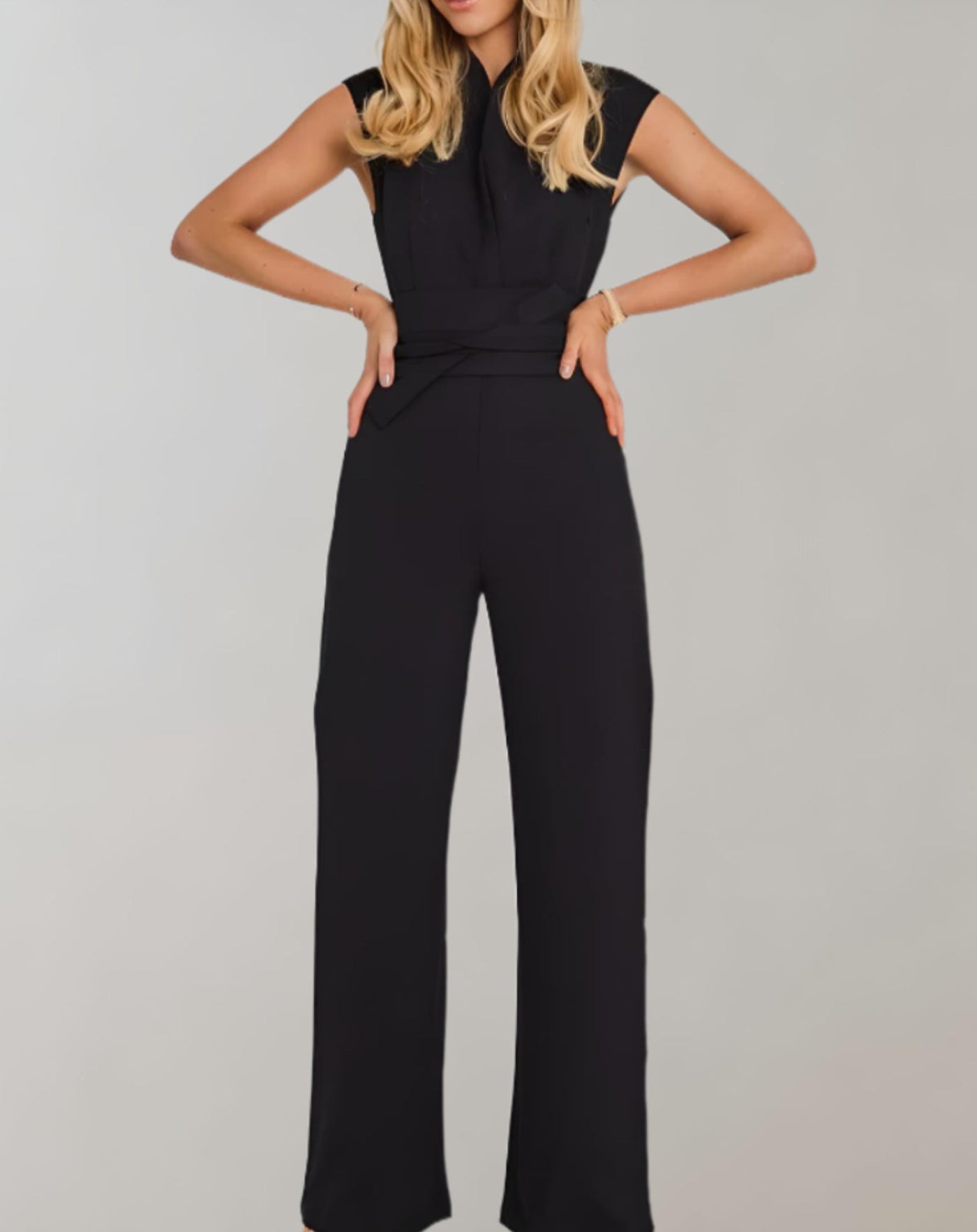 Jessa - nonchalante jumpsuit met tailleband, korte mouw en wijde broekspijpen