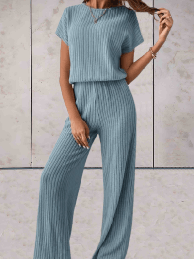 Polly - Effen jumpsuit met korte mouwen en geribbeld design