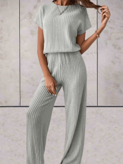 Polly - Effen jumpsuit met korte mouwen en geribbeld design