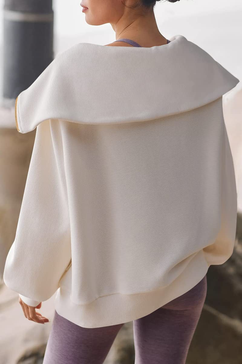 Lea - Witte oversized trui met grote kraag
