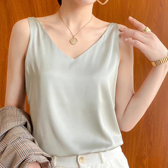 Max Mila Top met V-hals | Satin Look Dames Shirt