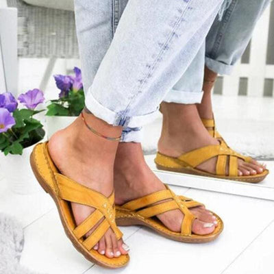 Saar | Casual sandalen met hellende hak en teen