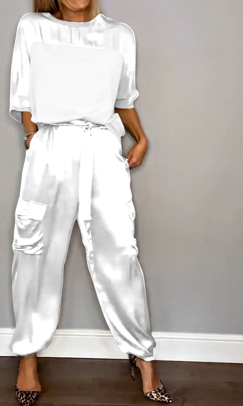 Stijlvolle Dames Satijnen Tweedelige Set: Halve Mouwen Top en Broek