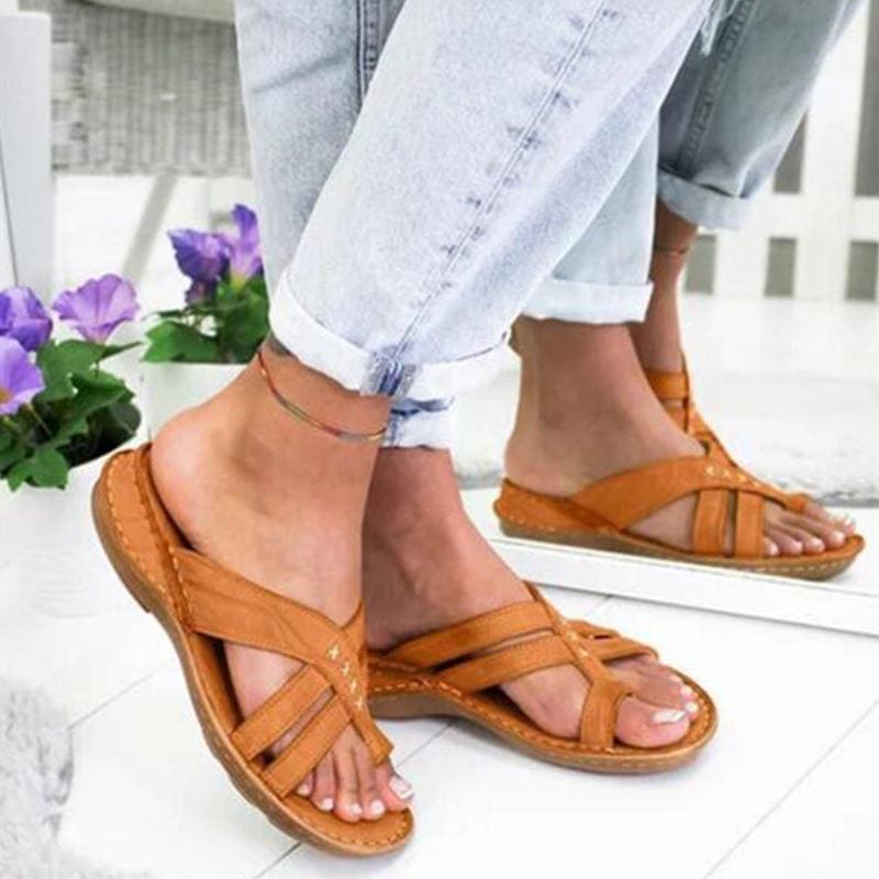 Saar | Casual sandalen met hellende hak en teen