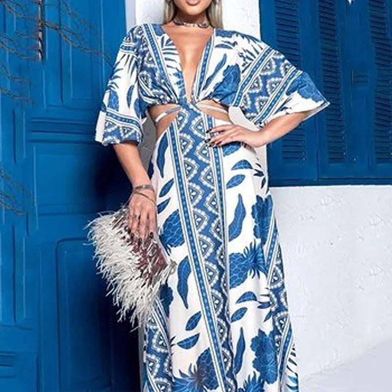 Mykonos Jurk | Blauwe stijlvolle maxi-jurk met V-hals, korte mouwen en open taille