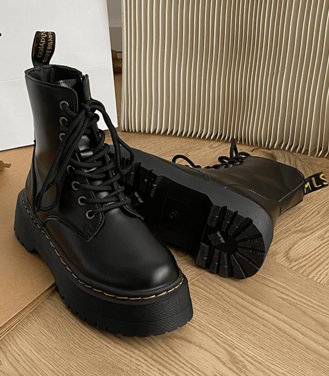 Mara Boots | Trendy zwarte leren dameslaarzen